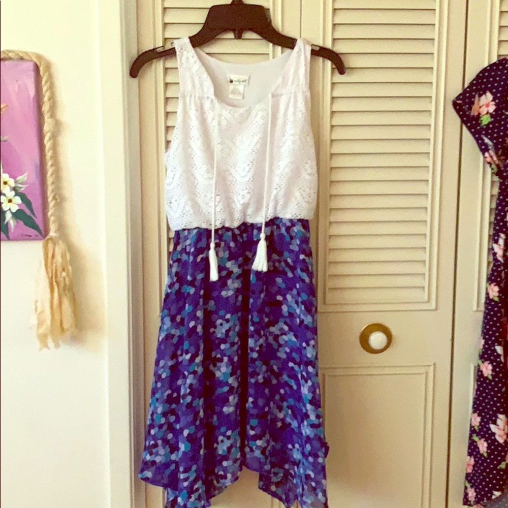 Float lace and blue dress with tassels